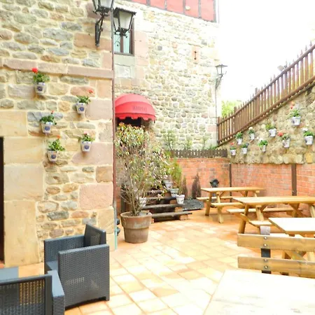 Hotell Casona De La Torre 3*