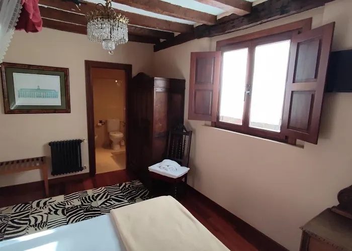 酒店 Casona De La Torre 3*